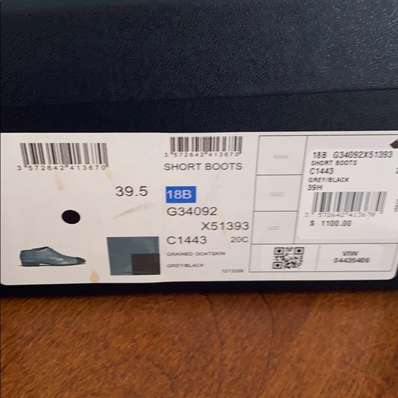 Authentic Chanel boots size 39.5 Brand new w/box - Picture 10 of 10